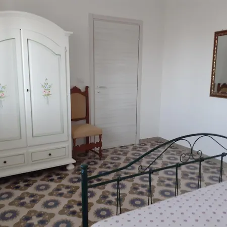 Casa Rosa בית נופש Tiggiano